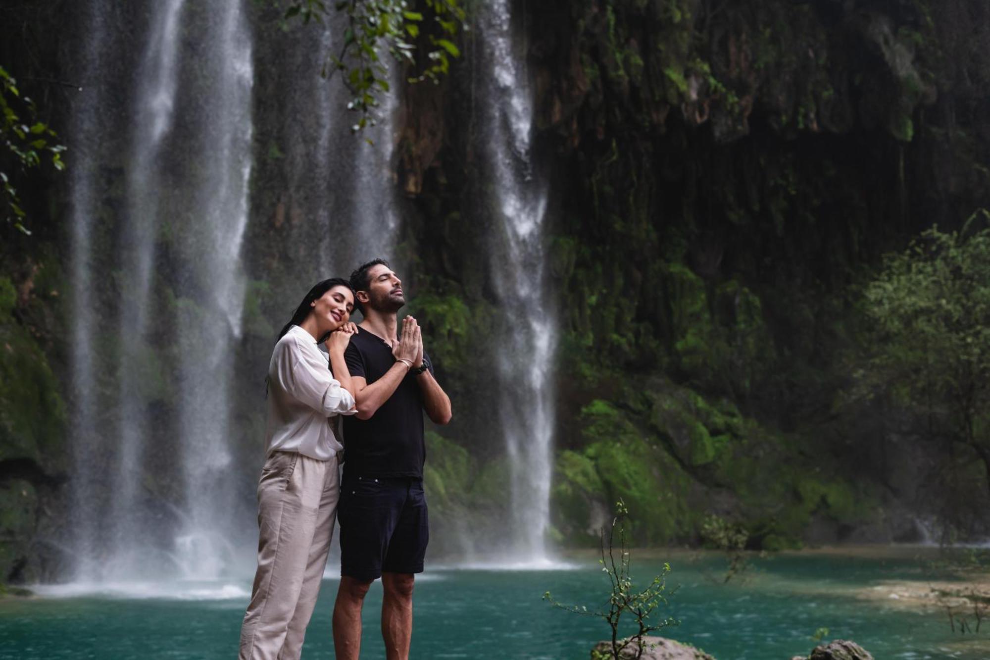 Fanar Hotel & Residences Salalah Buitenkant foto Gerit Waterfall
